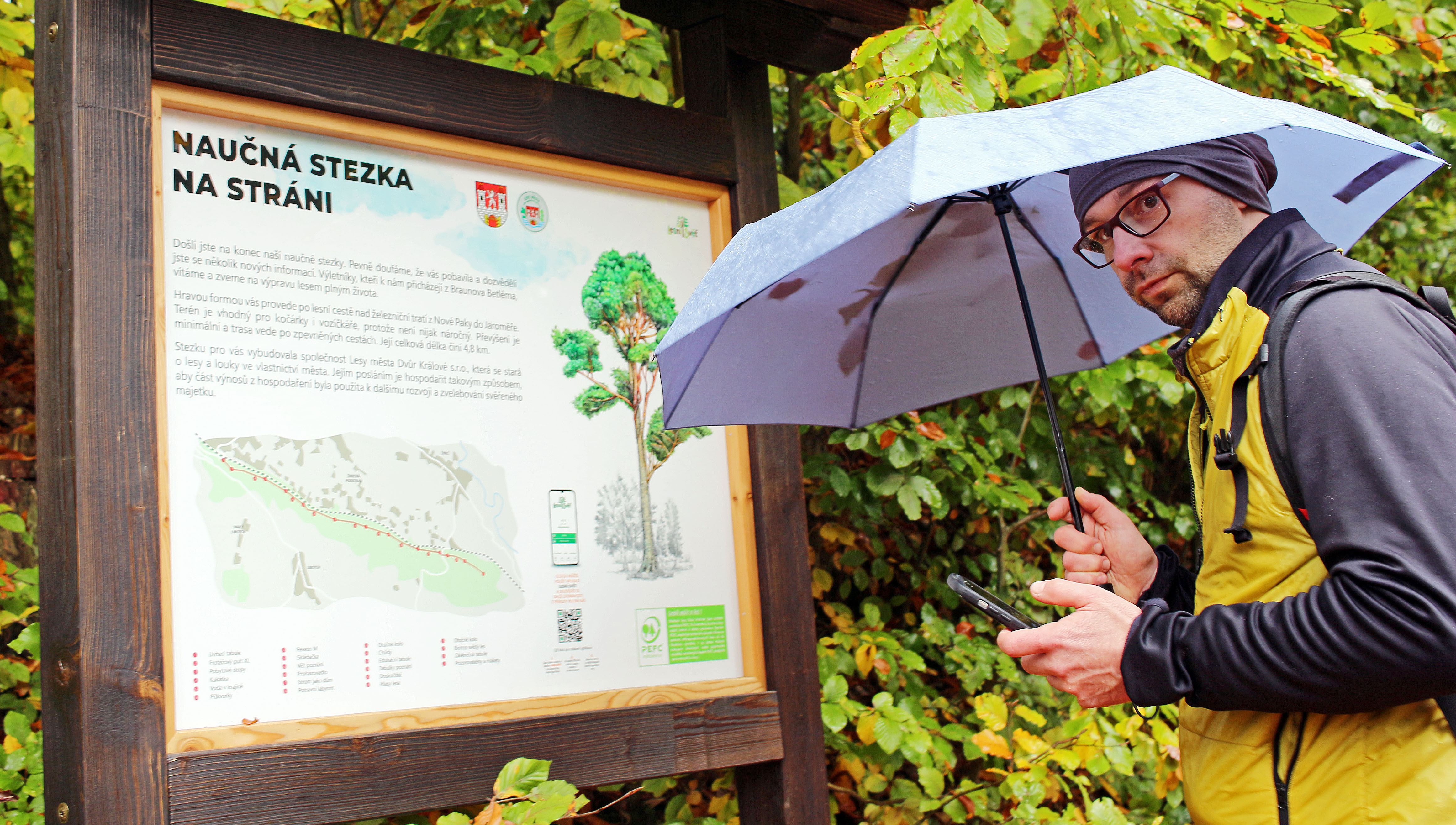 Naučná stezka Na Stráni vypráví příběh lesa